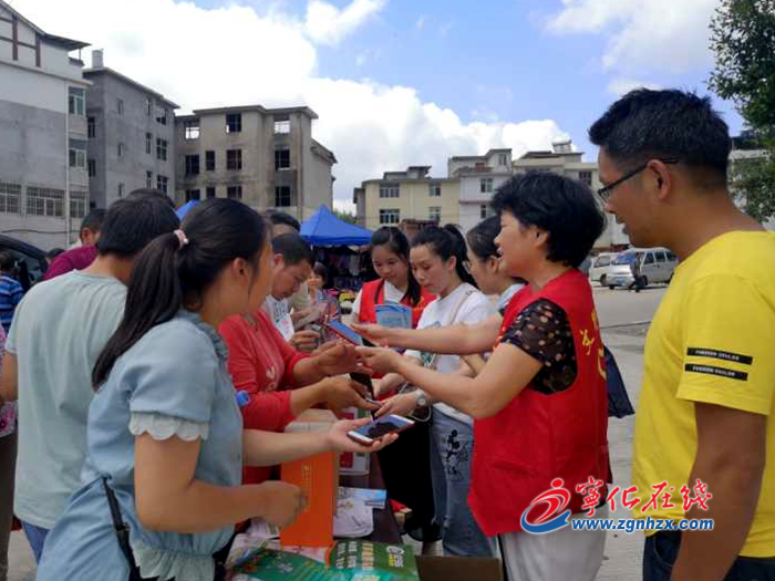 寧化開(kāi)展綠色食品進(jìn)鄉(xiāng)村宣傳活動(dòng)