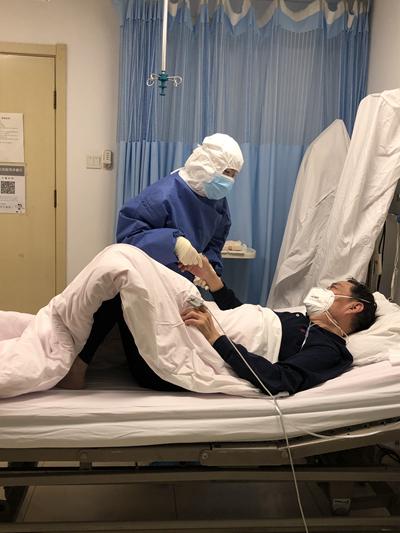 中日醫院感染科:別人可以后退,醫生不能退