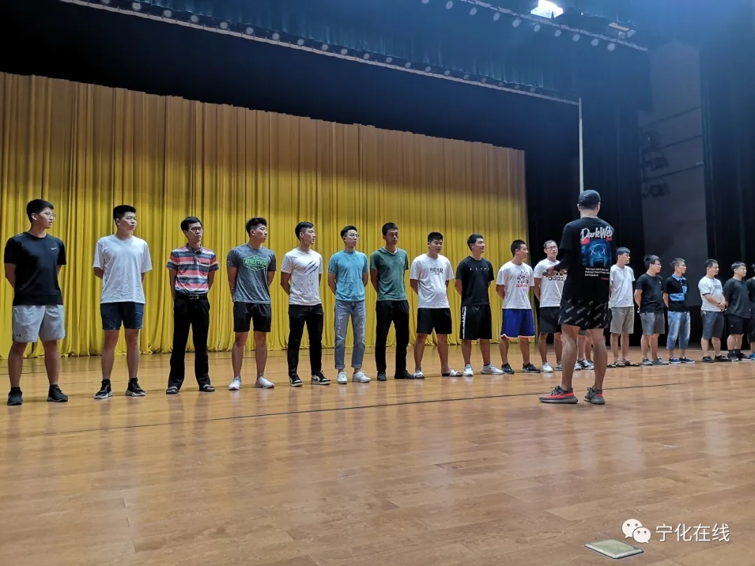 情景音樂劇《風展紅旗如畫》正式開排