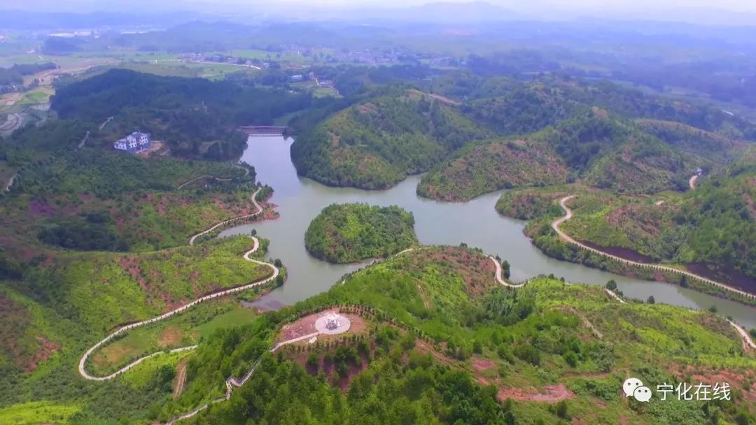 【中國綠都·最氧三明】《經濟日報》：寧化水保“讓荒山禿嶺變得林深葉密”