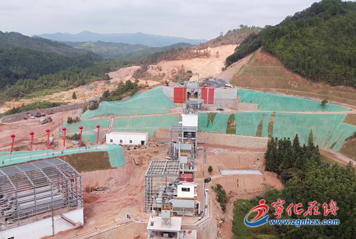 寧化日昌升機(jī)制砂項(xiàng)目全線帶料試車