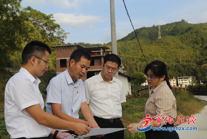 縣領導開展村（社區）“兩委”換屆、鄉村振興和產業項目建設等工作調研
