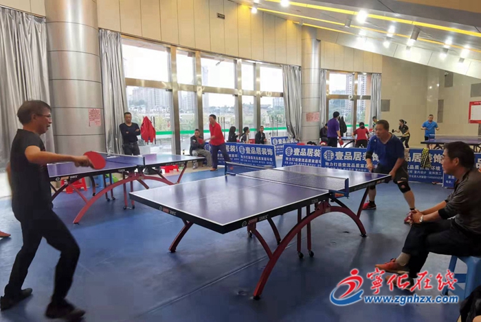 寧化縣首屆“寧化有機(jī)硅·協(xié)會(huì)杯”羽毛球和乒乓球團(tuán)體賽開賽
