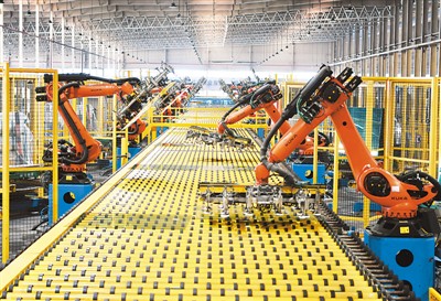 粵蘇躋身“10萬(wàn)億俱樂(lè)部” “高質(zhì)量”成為多地發(fā)展關(guān)鍵詞