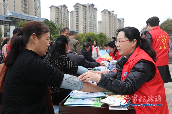 寧化:“近鄰”黨建共筑幸福夢