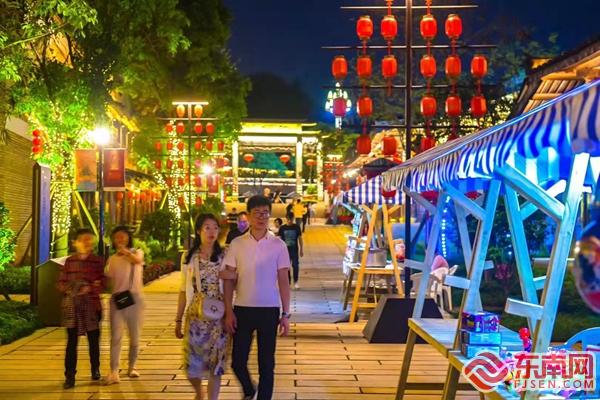 “時間有界 藝術無邊”曇石山藝術文化節開幕