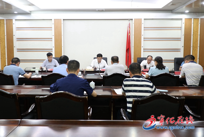 縣領(lǐng)導(dǎo)調(diào)研檢查“七·一”安全生產(chǎn)及維穩(wěn)保障工作