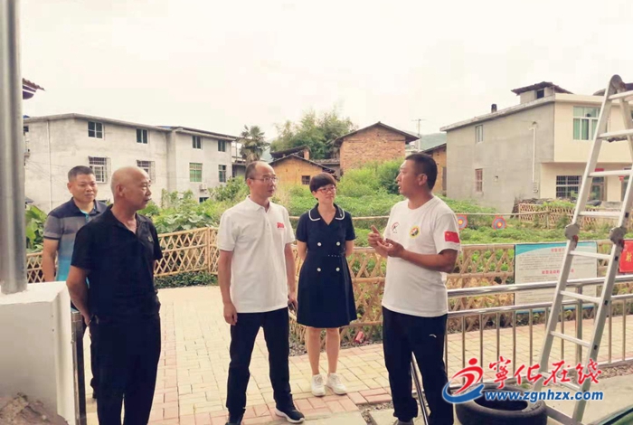縣領(lǐng)導(dǎo)前往安樂(lè)鎮(zhèn)調(diào)研