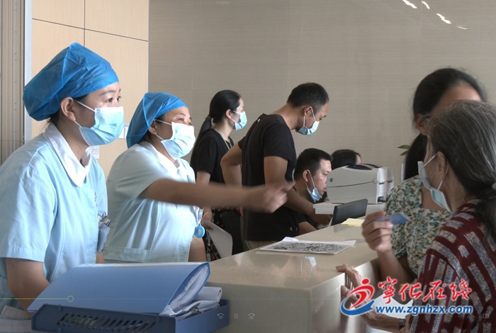 【網絡中國節·中秋】假期堅守崗位，他們守護這座城市