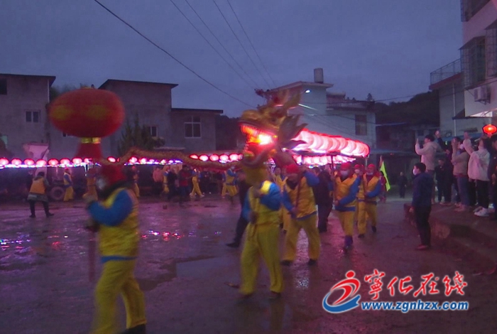 寧化：樓家新春舞龍燈 傳統習俗鬧鄉(xiāng)村
