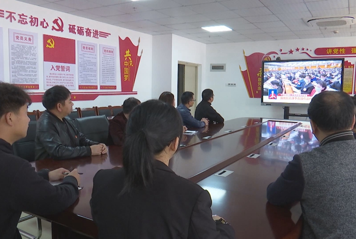 寧化縣干部群眾收看十三屆全國人大五次會議開幕會反響強烈