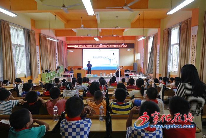 寧化:開(kāi)展“碧水足跡·筑愛(ài)希望之旅”公益捐贈(zèng)和綠色科普活動(dòng)