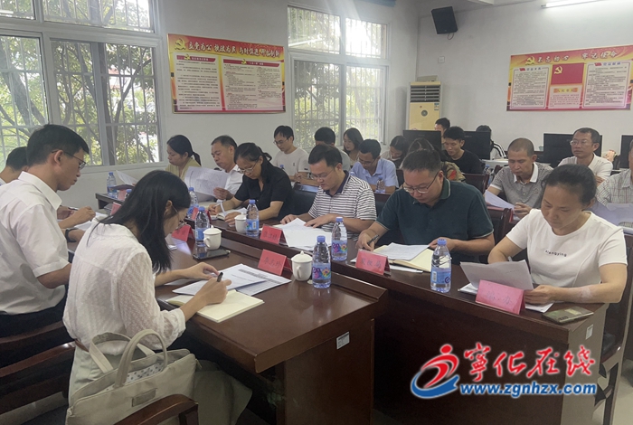 三明市經(jīng)濟(jì)普查督導(dǎo)組到寧化督導(dǎo)檢查