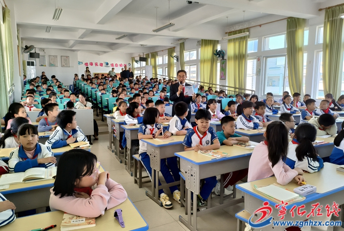 著名兒童文學家魯冰走進寧化傳經送寶