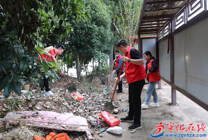 城南鎮:開展農村人居環境整治提升行動