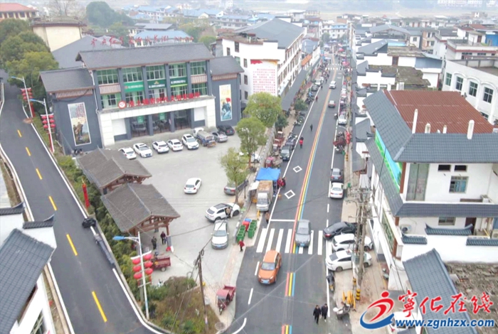 淮土鎮: “白改黑” 項目完工通車