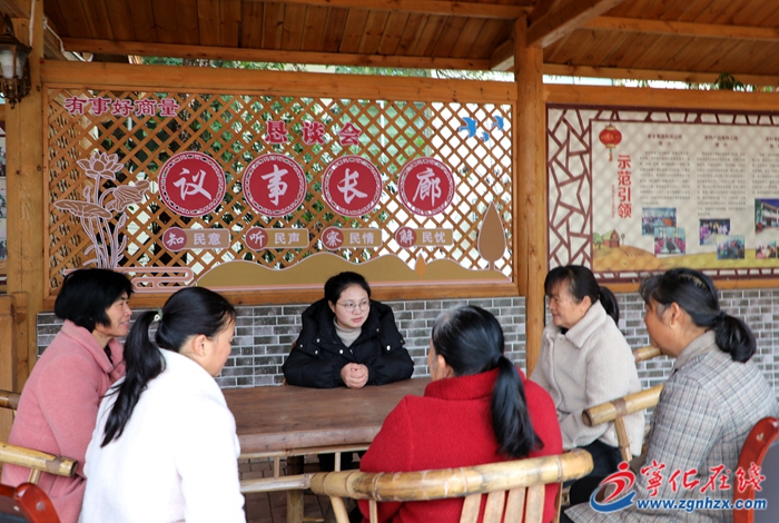 張小霞：鄉(xiāng)村振興路上的女支書