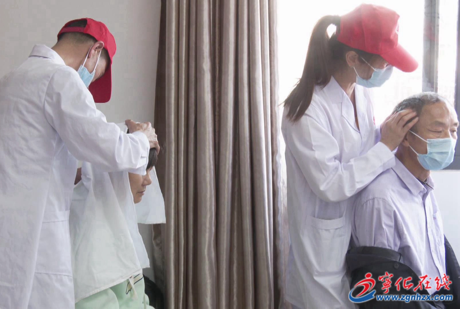 市殘聯(lián)盲協(xié)學(xué)雷鋒志愿服務(wù)隊(duì)來寧開展公益走基層活動(dòng)