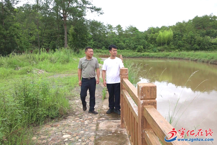 鄒光明:把鄉村振興答卷寫在群眾心坎上