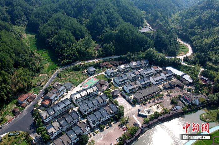 (高質量發(fā)展調研行)一汪清水,繪就水韻綠都生態(tài)底色