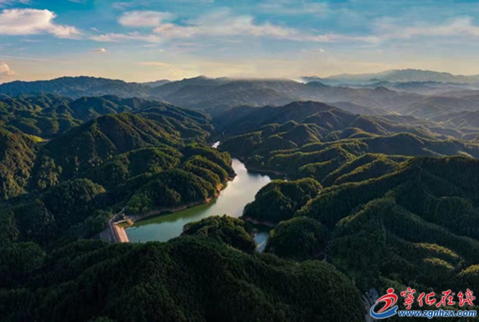 寧化:落實(shí)河湖長(zhǎng)制 推動(dòng)水清河暢