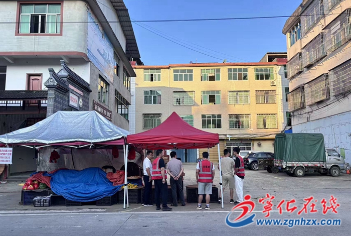 河龍鄉(xiāng)：多管齊下推進(jìn)馬路市場整治