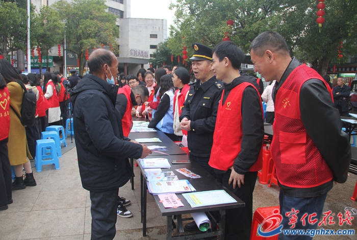 寧化多樣化開展學(xué)雷鋒系列活動