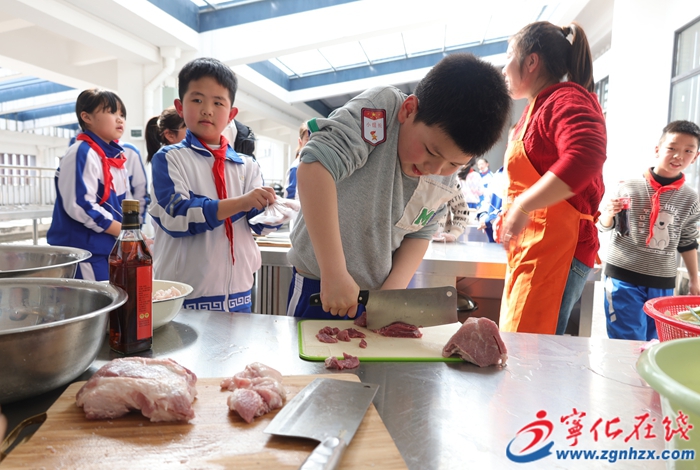 寧化:客家美食進(jìn)校園 文化情韻潤(rùn)心田