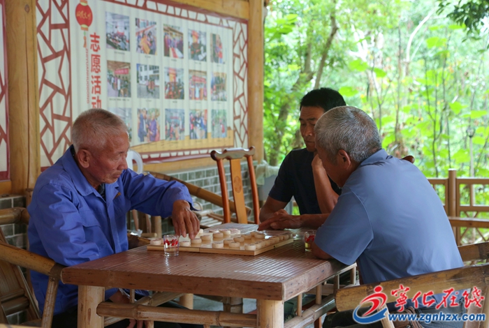 寧化：團(tuán)結(jié)村上綻開“文明之花”