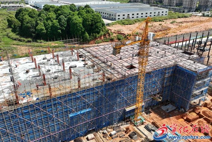 寧化:高端環保防滑鞋生產項目建設提速