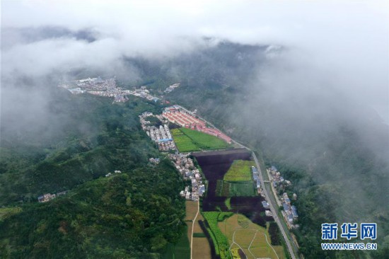 河南欒川：鉬都“破繭”脫困 變身旅游大縣